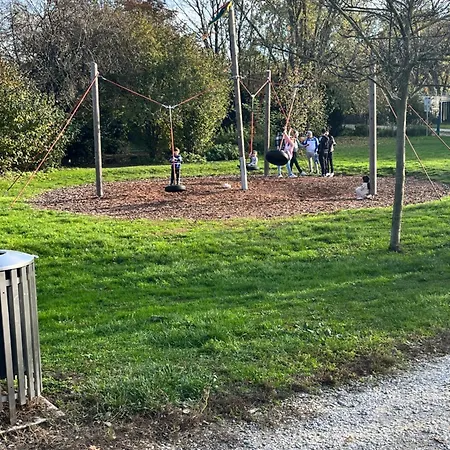 Family Apartment With Parking Appartement